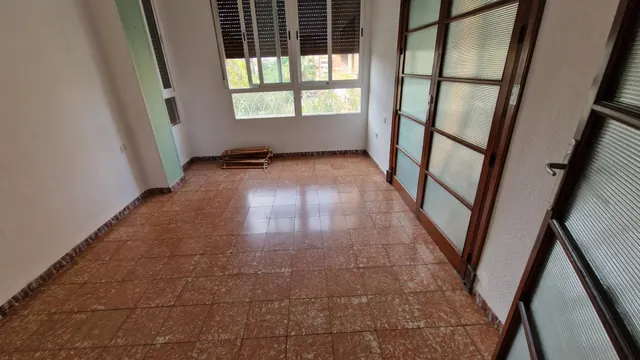 Vivienda en puerta nueva — 28