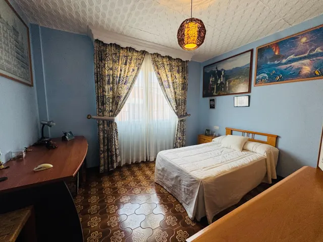 Magnífica casa en venta en Avenida Granada, Pulianas — 31