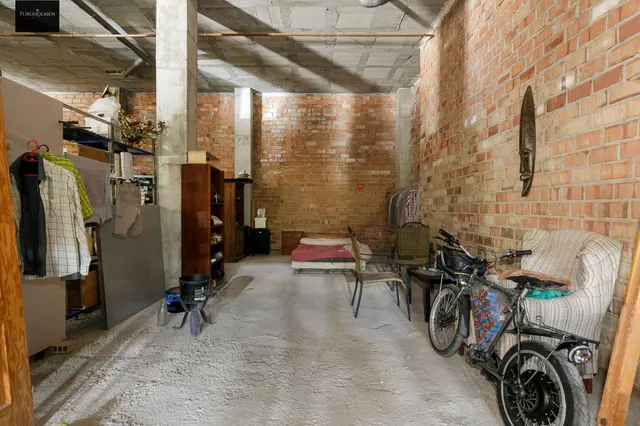 Oportunidad en Atarfe, local de origen de 222m2 — 7
