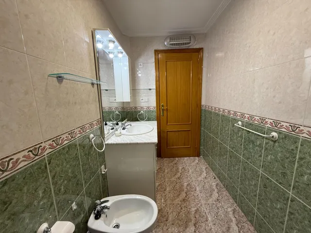 Oportunidad!! estupendo apartamento de 2 dormitorios a tan solo 500m de la playa del cura!!! — 24