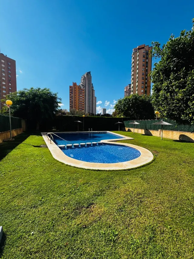 Piso de 3 habitaciones con vistas increíbles cerca de la playa de Levante Benidorm! www.euroloix.com — 6
