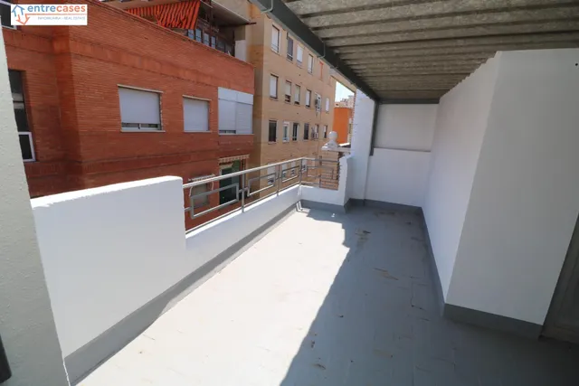 CASA Y SOLAR  EN LA PLAYA DE PUERTO DE SAGUNTO. — 38