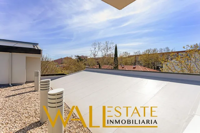Chalet de obra nueva en canillejas — 36