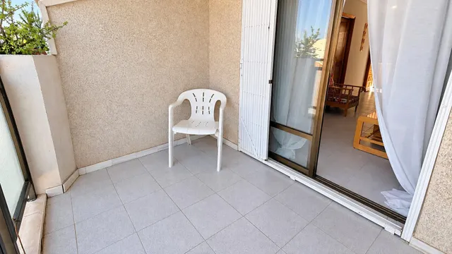 Apartamento de 1 dormitorio en Torrevieja, zona la siesta — 17
