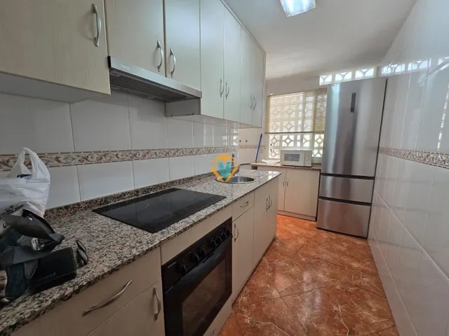 APARTAMENTO CON PARKING Y PISCINA CERCA DE PLAYA LEVANTE! — 13