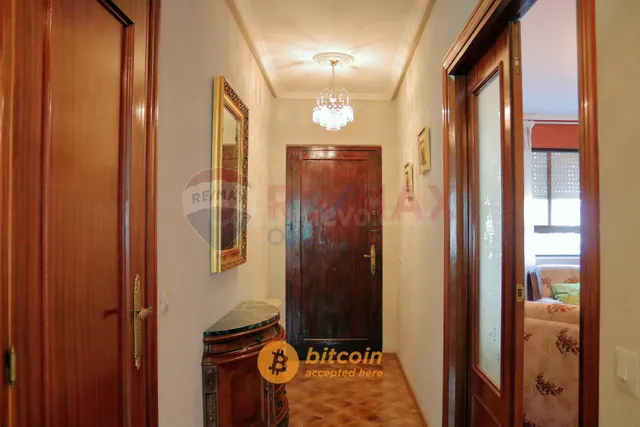 Oportunidad Única en el centro de Viana - foto 2