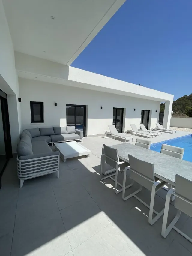 Villa 3 habitaciones 153m² en venta - Comunidad valenciana — 35