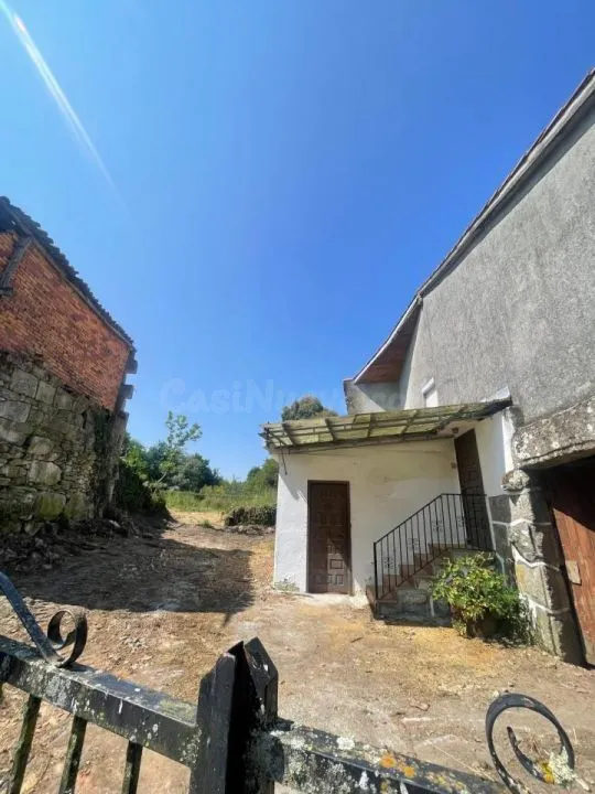 CASA CON FINCA DE 1.200M2 Y MULTIPLES POSIBILIDADES!! - foto 2