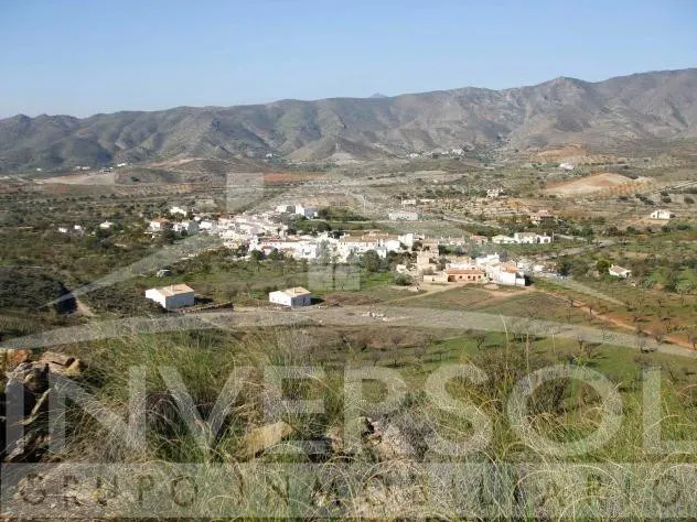 VENTA DE CASA EN EL PILAR, LUBRIN