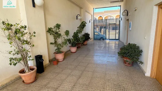APARTAMENTO MODERNO PARA LARGA DURACIÓN EN LA ZONA ALTA DE EL CAMPELLO — 31