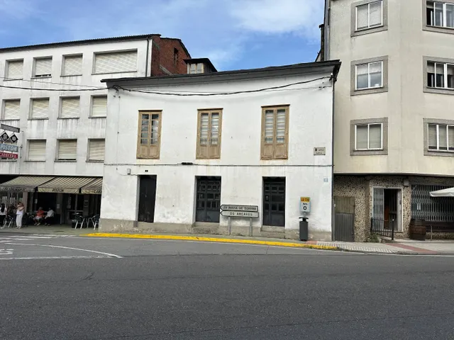 Oportunidad en el centro de Becerreá: Edificio + Casa tradic - foto 3