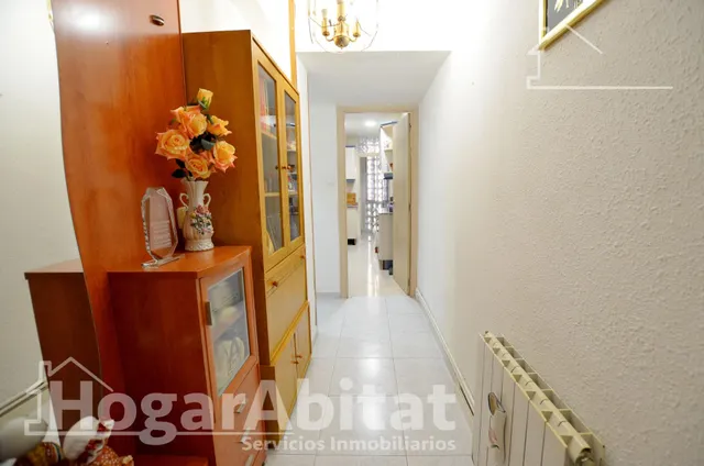 ¡Zona de los Angeles! Bonito, luminoso y todo exterior con ascensor y balcón — 22