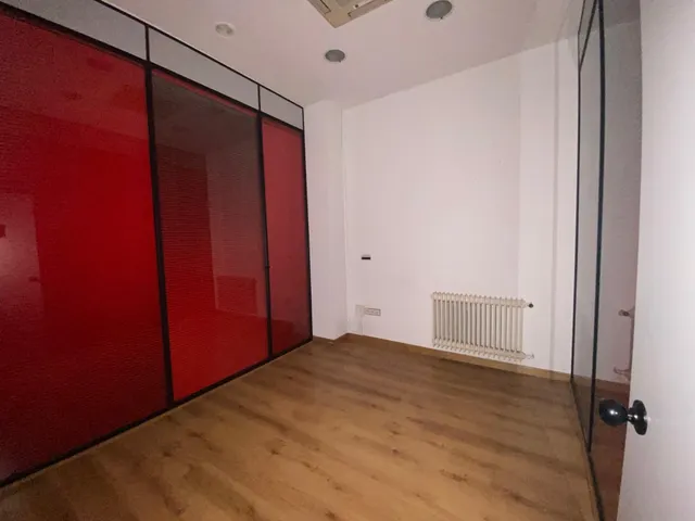 ALQUILER: Amplio Local Comercial en Alquiler en la Zona Alta de Ponferrada — 6