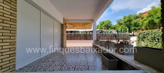 ¡FINQUES BAIXADOR PRESENTA ESTA CASA A 4 VIENTOS EN LA PLAYA! — 38