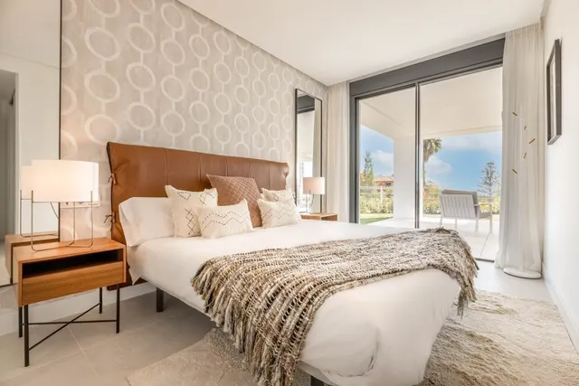 Complejo urbanístico de lujo en Cabopino (Costa del Sol). — 10