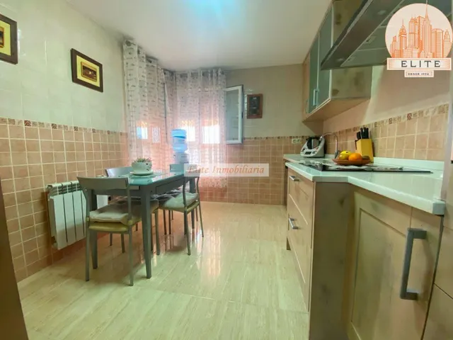 Chalet adosado con jardin ! — 32