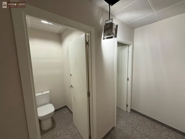 Oficina acabada en alquiler en Neoparc 1 Lleida — 9