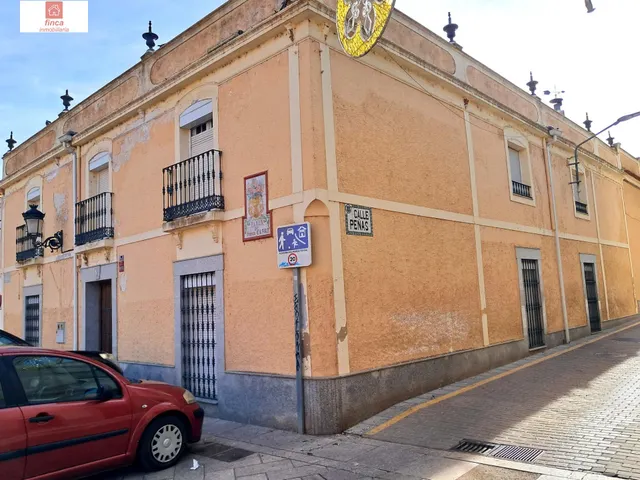 SE VENDE VIVIENDA DOBLE EN MONTIJO, ZONA CENTRO, PLAZA SANTA - foto 3