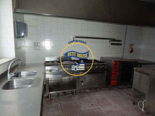 OPORTUNIDAD RESTAURANTE EN VENTA CON CASA EN BOCAIRENT — 7