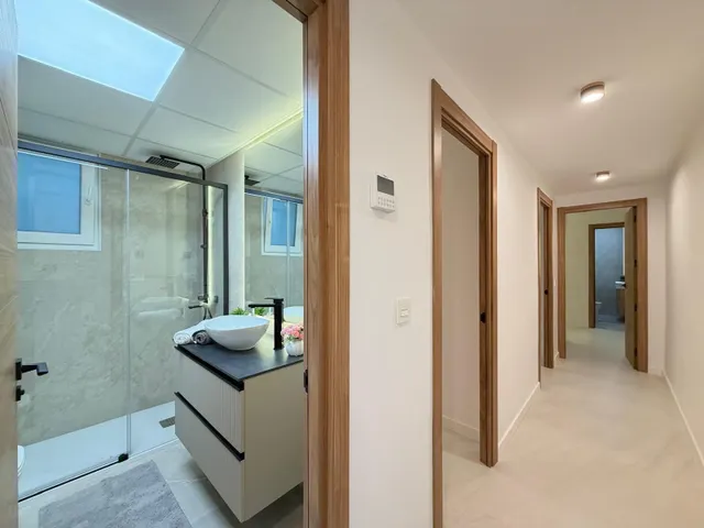 Apartamento 4 habitaciones 107m² en venta - Estacion de autobuses — 47