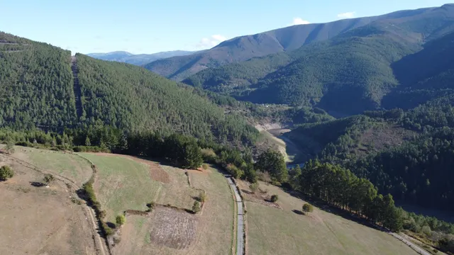 Finca rústica en el corazón de la montaña gallega — 14