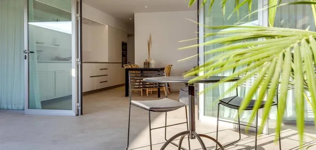 FANTASTICO BUNGALOW FRENTE A LA LAGUNA ROSA EN TORREVIEJA A ESTRENAR — 11