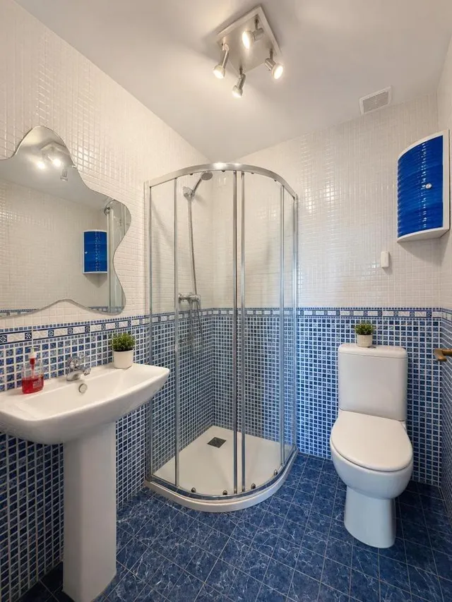 Piso en esquina con vistas al mar y acceso directo a piscina | Torrequebrada — 16