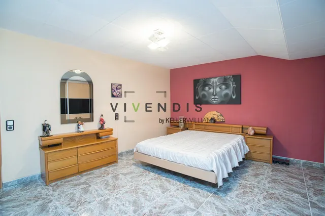 Casa con historia en el casco antiguo de Sant Andreu de la Barca — 22