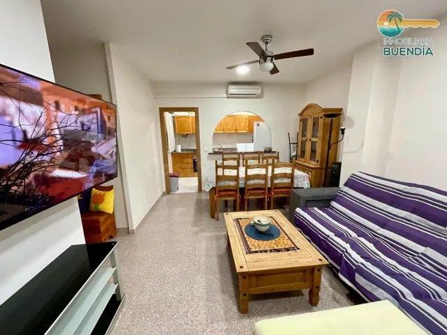 APARTAMENTO TOTALMENTE REFORMADO FRENTE AL MAR EN PLAYAGRAND - foto 3