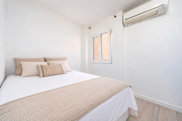 SE VENDE PLANTA BAJA CON PARKING ZONA SON COTONER — 10