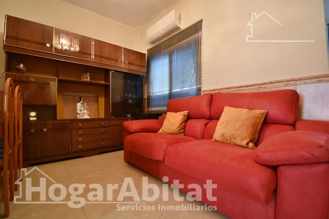 CASA CON TERRAZA Y VISTAS DESPEJADAS A LA MONTAÑA — 31