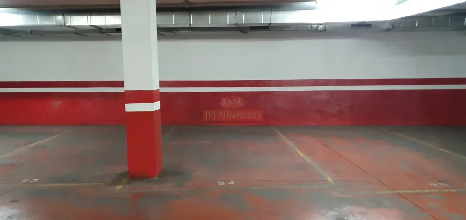 SE VENDE PLAZA DE GARAJE, EN ZONA AVENIDA DE ESPAÑA.