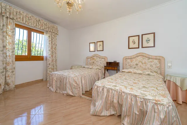 Villa mediterránea con vistas al valle a la venta en el centro de Alcalalí — 27