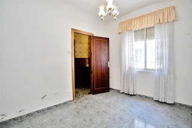 CASA DE PLANTA BAJA Y ALTA EN ELDA, ZONA PLAZA PROSPERIDAD — 5