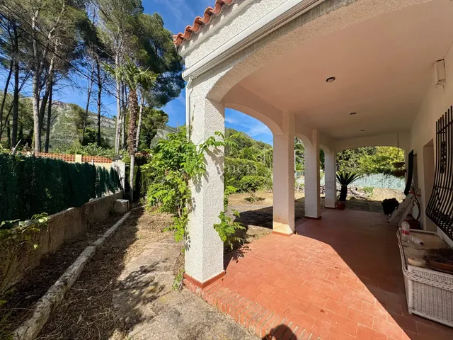 ESPECTACULAR CHALET EN LA DROVA — 21
