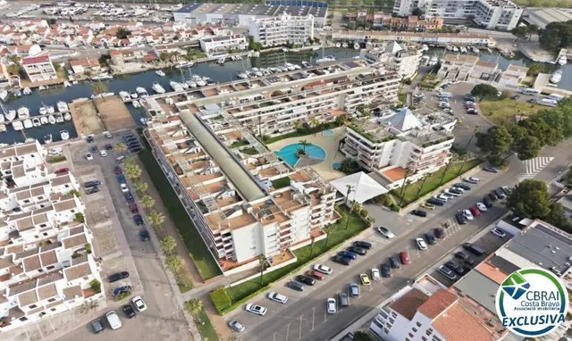 Ático de 61 m2, con 60 m2 de terraza-solarium, LICENCIA TURISTICA. — 15