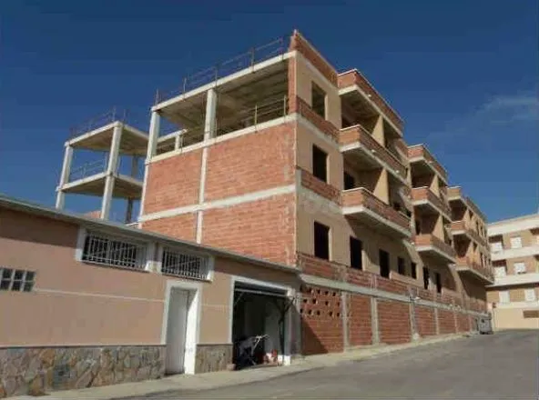 Edificio en construcción a la venta