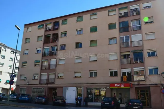 Se vende Piso ALQUILADO en Edifício SAN SIMON Tarragona, (Ta