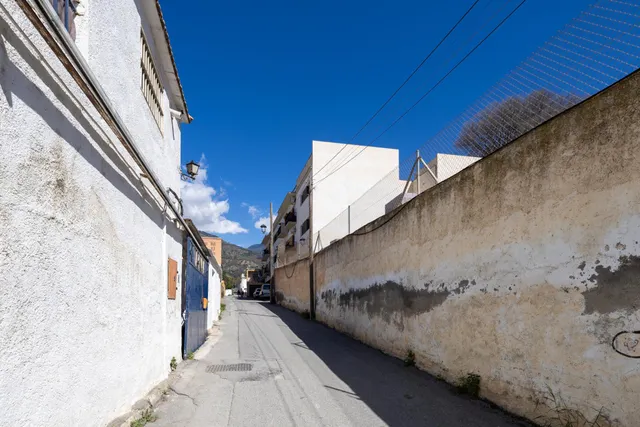 SE VENDE PISO VPO EN ÓRGIVA – EN PLENO CORAZÓN DE LA ALPUJARRA — 34