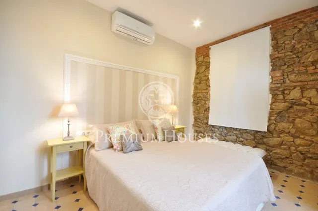 Casa señorial reformada en Llinars del Vallés — 17
