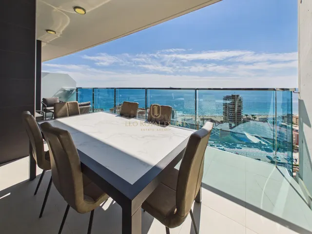 Apartamento moderno de 2 dormitorios en la planta 11 de Sunset Drive, Benidorm — 3