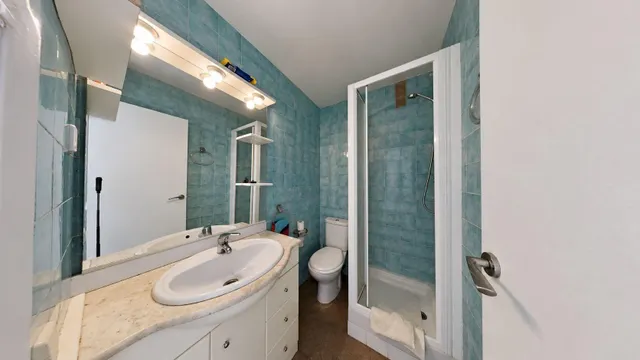 Chalet pareado en venta. — 24