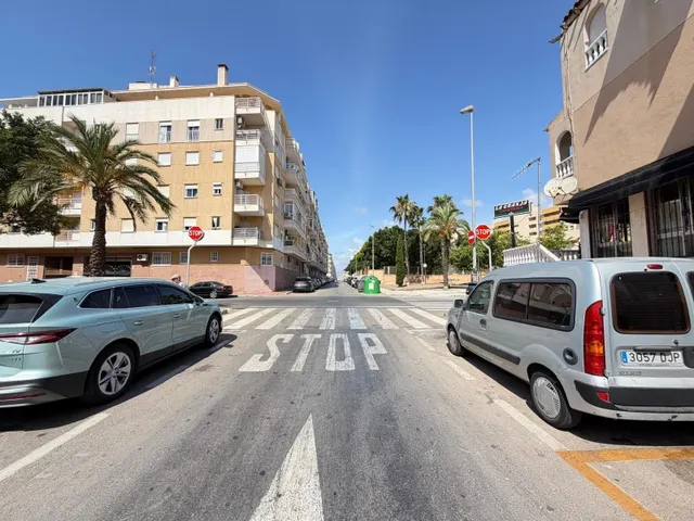 Local comercial 2800m² en venta - Estacion de autobuses — 34