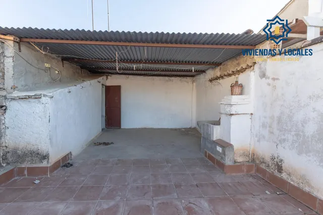 Oportunidad junto a plaza Trinidad — 35