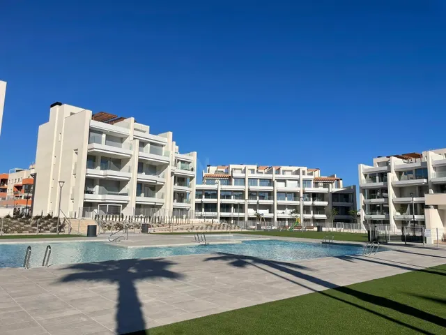 APARTAMENTO con PISCINA en VILLAMARTÍN - ORIHUELA COSTA