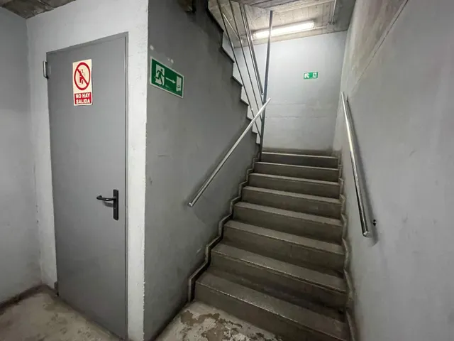 ¡Oportunidad única! Plaza de garaje en venta en Elche – Zona Plaza de Barcelona — 7