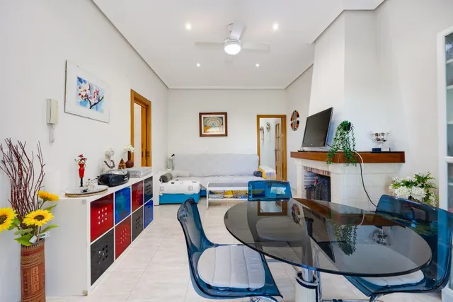 Elegante Propiedad Doble con Vistas al Campo y Acabados de Lujo — 30