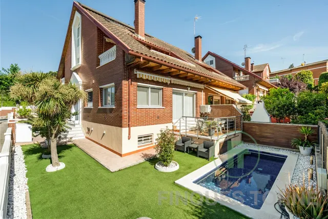 MAGNIFICA CASA UNIFAMILIAR EN SANTA MARIA DE MONTCADA