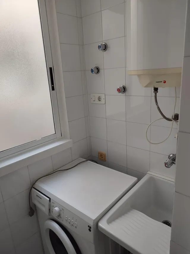 Apartamento de 2 dormitorios con parking a 100 metros de Playa de Los Locos — 16