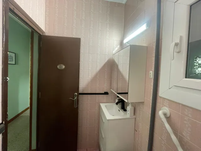 Descubre este fantástico piso con una ubicación privilegiada en pleno Sants — 12
